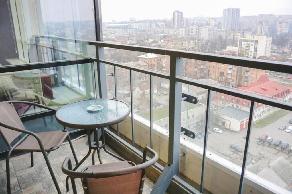 Doba In Ua Baku Bandery Apartments Dnipro Exterior foto